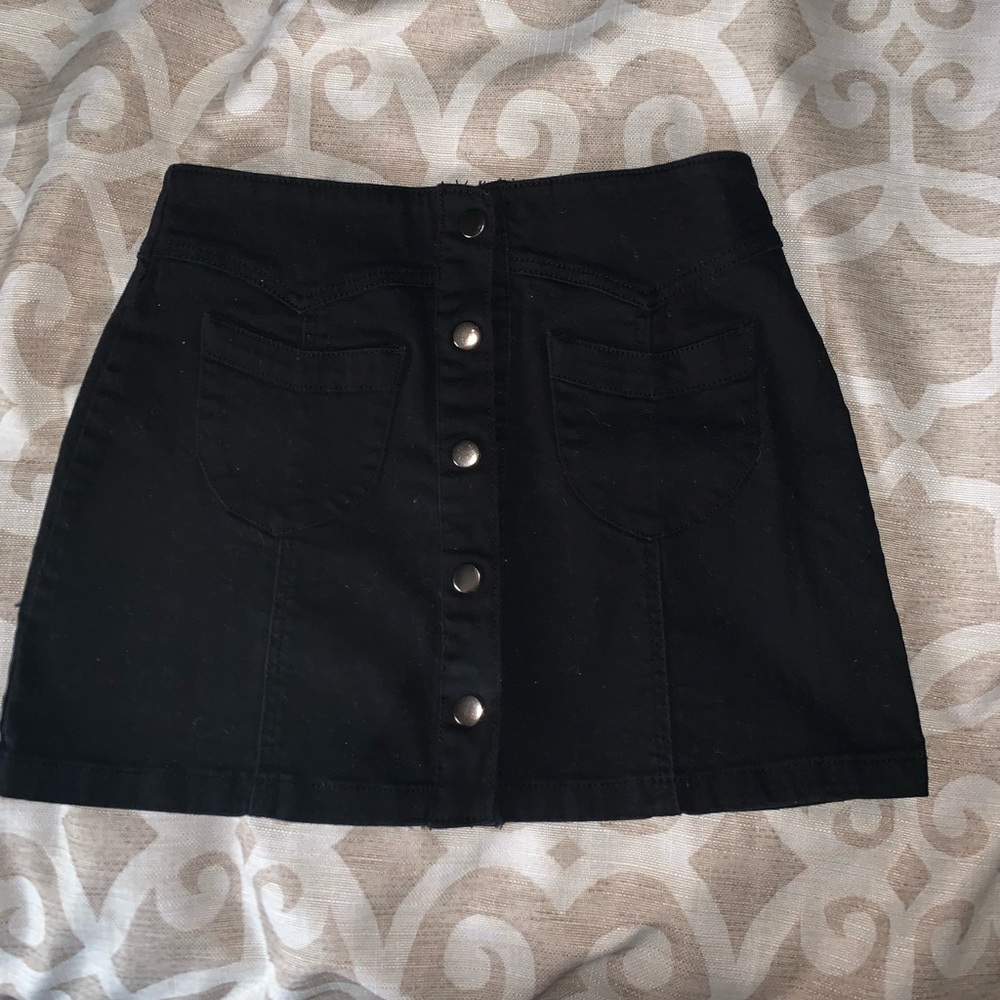 Forever 21 button up skirt